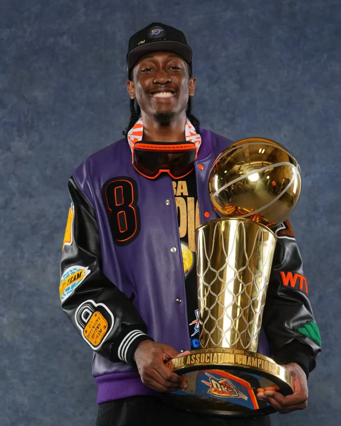 开云体育-关于俄克拉荷马雷霆迎NBA季后赛关键赛；加时末段防线松动；媒体盛赞；控场能力受关注的信息